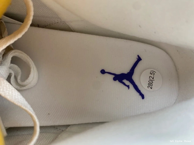 1st Kicks PE Bryant Retro Jordan 3 869802-907 Kobe 0816